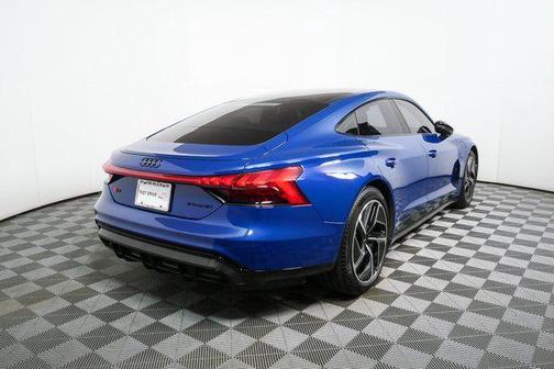 2024 Audi RS e-tron GT quattro