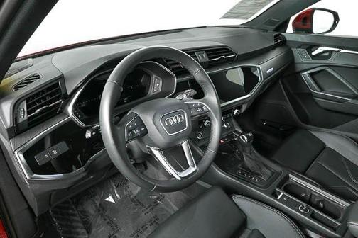 2024 Audi Q3 45 S line Premium Plus