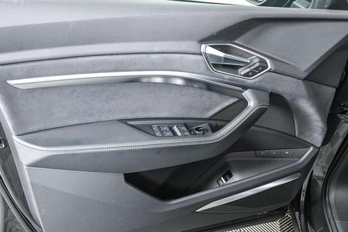 2022 Audi e-tron Sportback S line Prestige