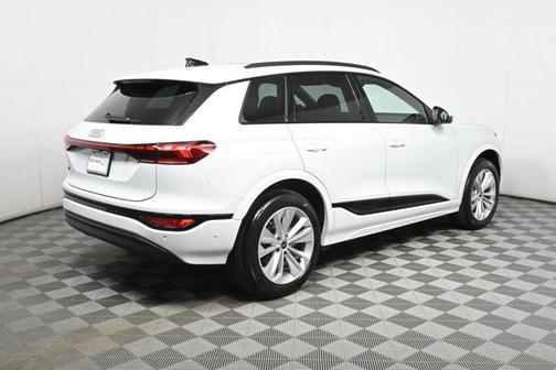 2025 Audi Q6 e-tron Premium