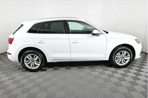 2023 Audi Q5 45 S line Premium