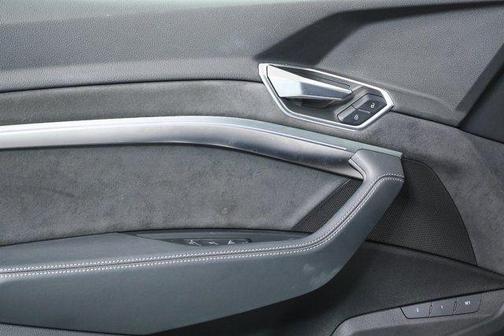 2023 Audi e-tron Sportback S line Prestige