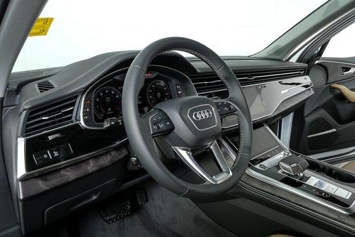 2026 Audi Q7 55 Premium Plus