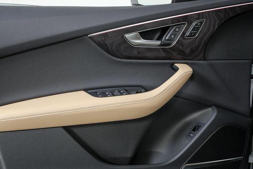 2026 Audi Q7 55 Premium Plus