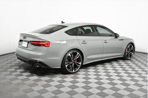 2022 Audi S5 Premium Plus TFSI quattro Tiptronic