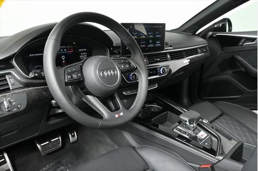 2022 Audi S5 Premium Plus TFSI quattro Tiptronic