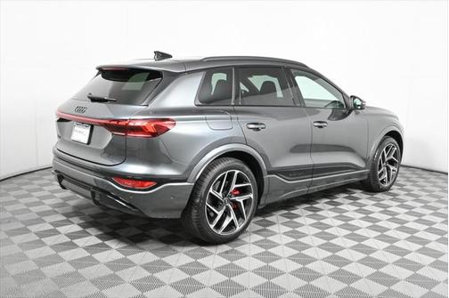 2025 Audi SQ6 e-tron Premium Plus quattro