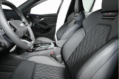 2025 Audi SQ6 e-tron Premium Plus quattro