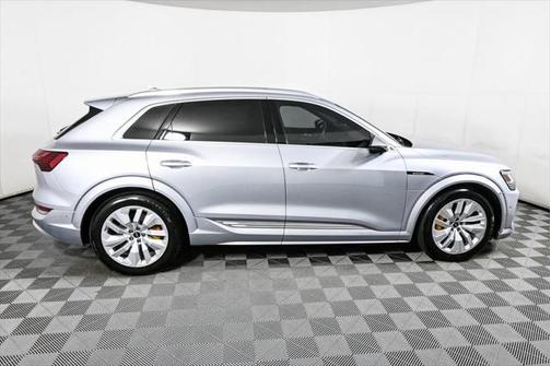 2023 Audi e-tron S Prestige quattro