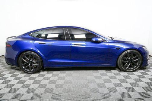 2022 Tesla Model S Base