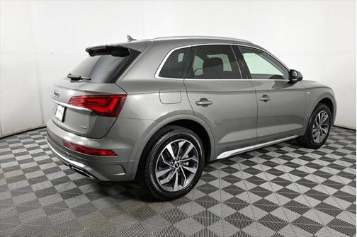 2023 Audi Q5 45 S line Premium Plus