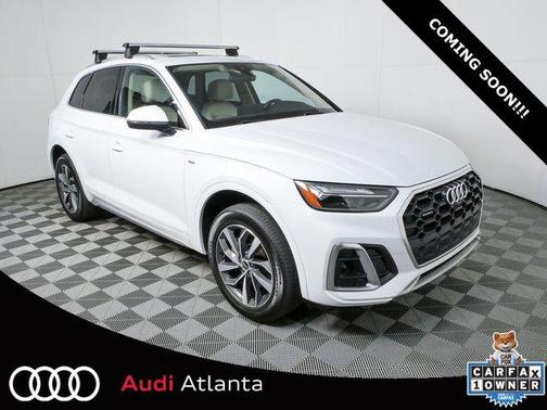 Glacier White Metallic 2023 Audi Q5 45 S line Premium Plus