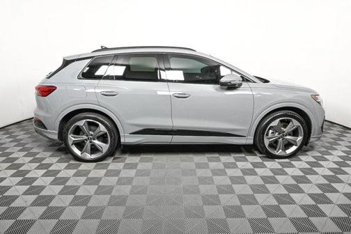 2024 Audi Q4 e-tron Prestige 55 quattro