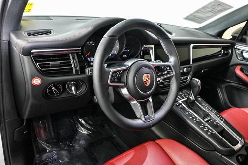2021 Porsche Macan S