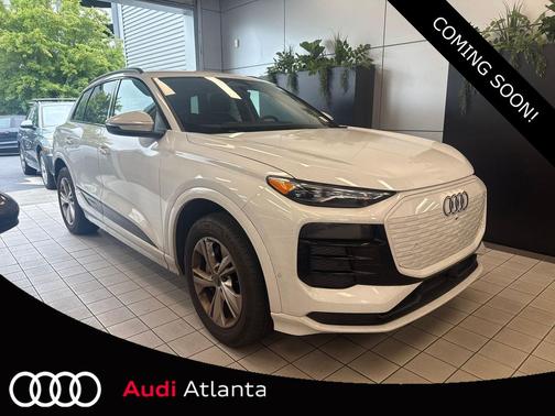 Glacier White 2025 Audi Q6 e-tron Premium