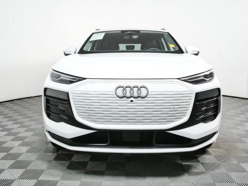 Glacier White 2025 Audi Q6 e-tron Premium