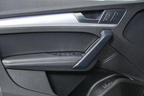 2023 Audi Q5 45 S line Prestige