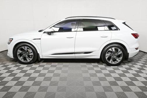 2023 Audi e-tron Premium quattro