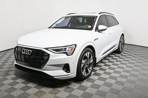 2023 Audi e-tron Premium quattro