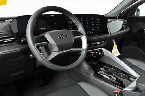 2025 Audi Q5 Premium