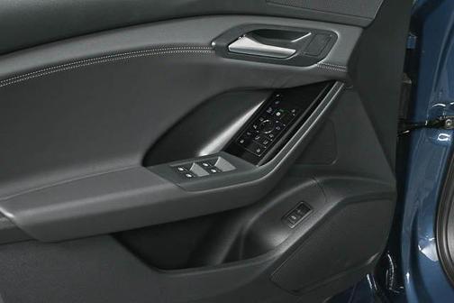 2025 Audi Q6 e-tron Prestige quattro