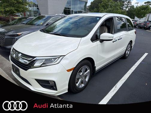 White Diamond Pearl 2018 Honda Odyssey EX-L