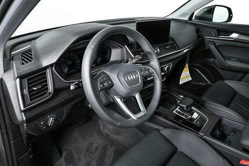 2025 Audi Q5 55 S line Premium Plus