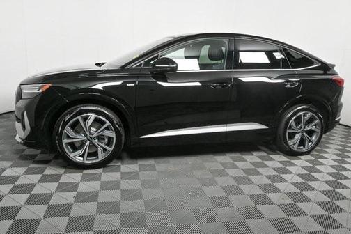 2025 Audi Q4 e-tron Prestige 55 quattro