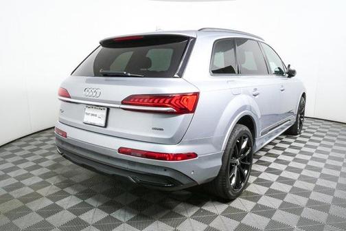 2020 Audi Q7 55 Premium Plus