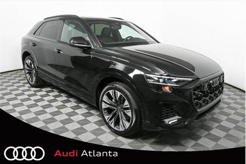 2025 Audi Q8 55 Premium