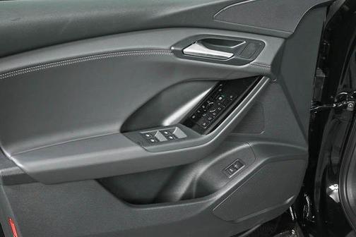 2025 Audi Q6 e-tron Premium