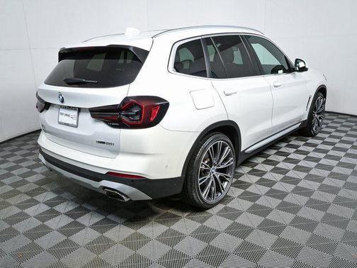 Mineral White Metallic 2023 BMW X3 sDrive30i