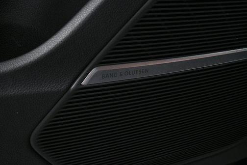 2025 Audi Q7 45 Premium Plus