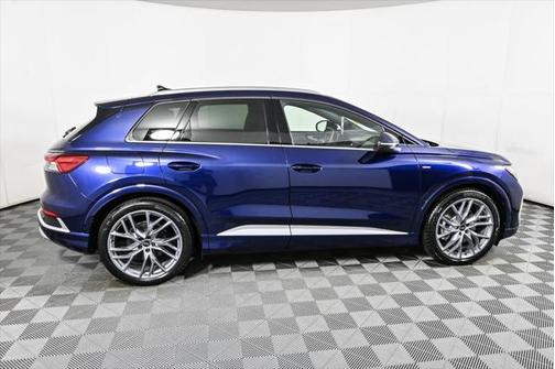 2025 Audi Q4 e-tron Premium Plus 55 quattro