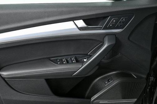 2024 Audi Q5 45 S line Premium Plus