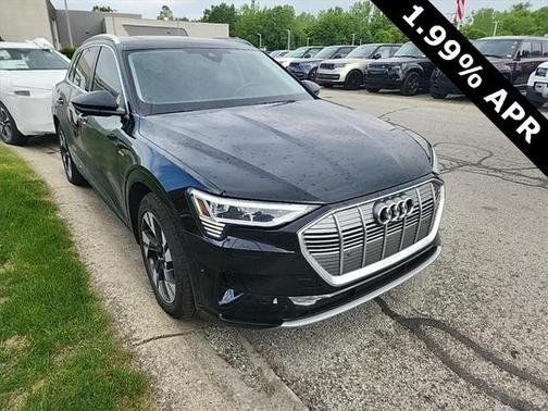 2023 Audi e-tron Premium Plus quattro