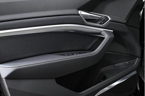 2023 Audi e-tron Premium Plus quattro