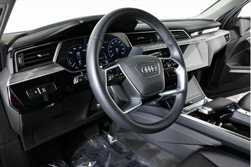 2023 Audi e-tron Premium Plus quattro