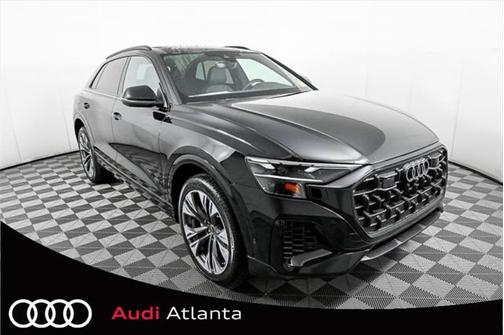 2025 Audi Q8 55 Premium
