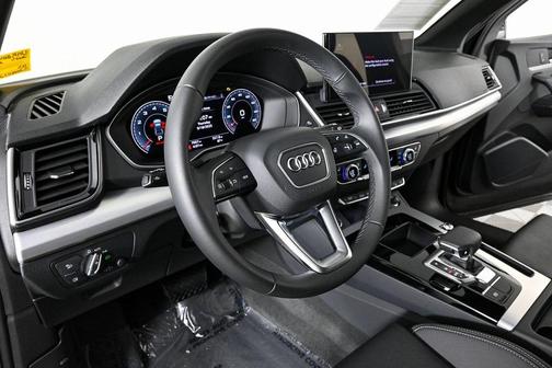 2025 Audi Q5 45 S line Premium
