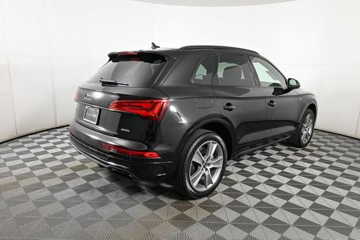 2025 Audi Q5 45 S line Premium