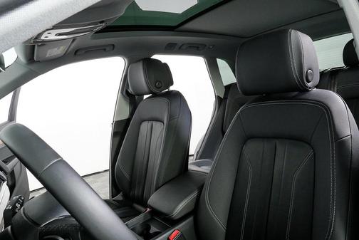 2023 Audi Q5 45 S line Premium