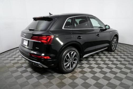 2023 Audi Q5 45 S line Premium