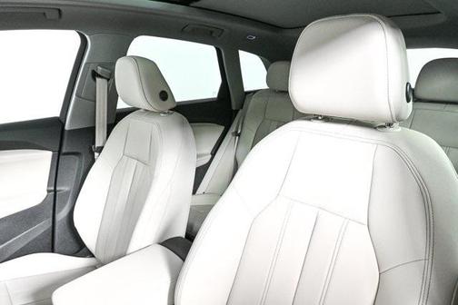 2025 Audi Q5 Premium