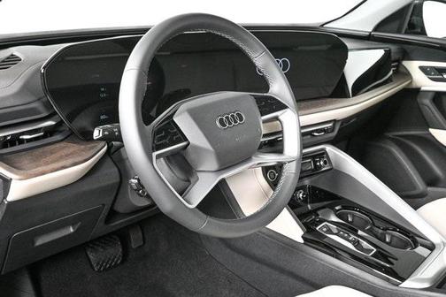 2025 Audi Q5 Premium
