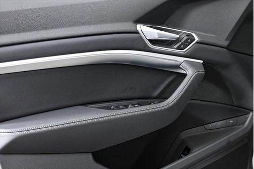 2022 Audi e-tron Sportback S line Premium