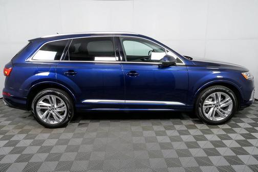 2021 Audi Q7 55 Premium Plus