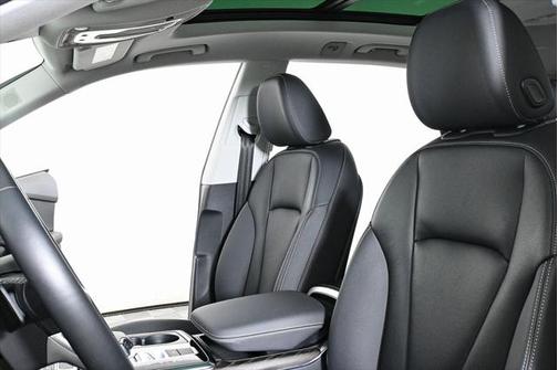 2023 Audi Q8 55 Premium Plus