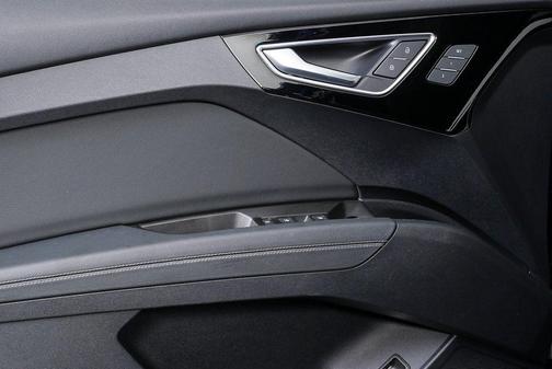 2023 Audi Q4 e-tron Prestige 50 quattro