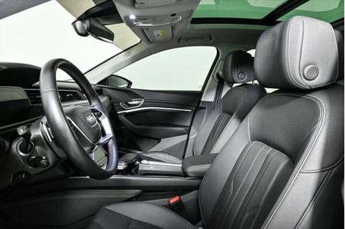2023 Audi e-tron Premium Plus quattro